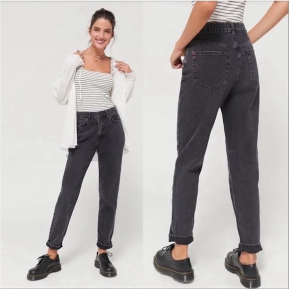 BDG High-Rise Mom Jean in Vintage Blk 8REG - Picture 1 of 15